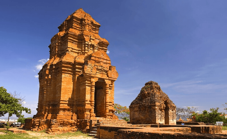 Tháp Chăm Pô Sah Inư